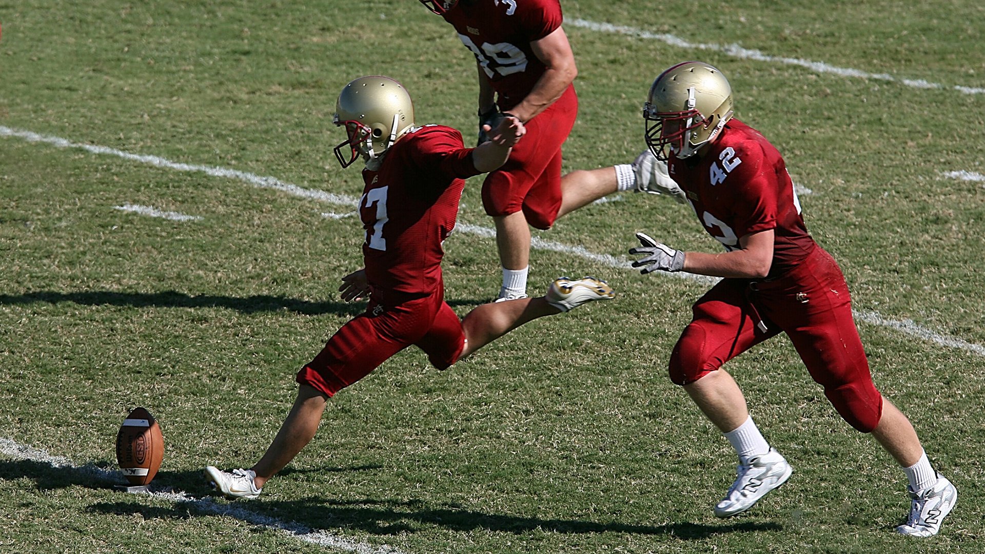 中国足球发展成效获国际认可，我国足球发展