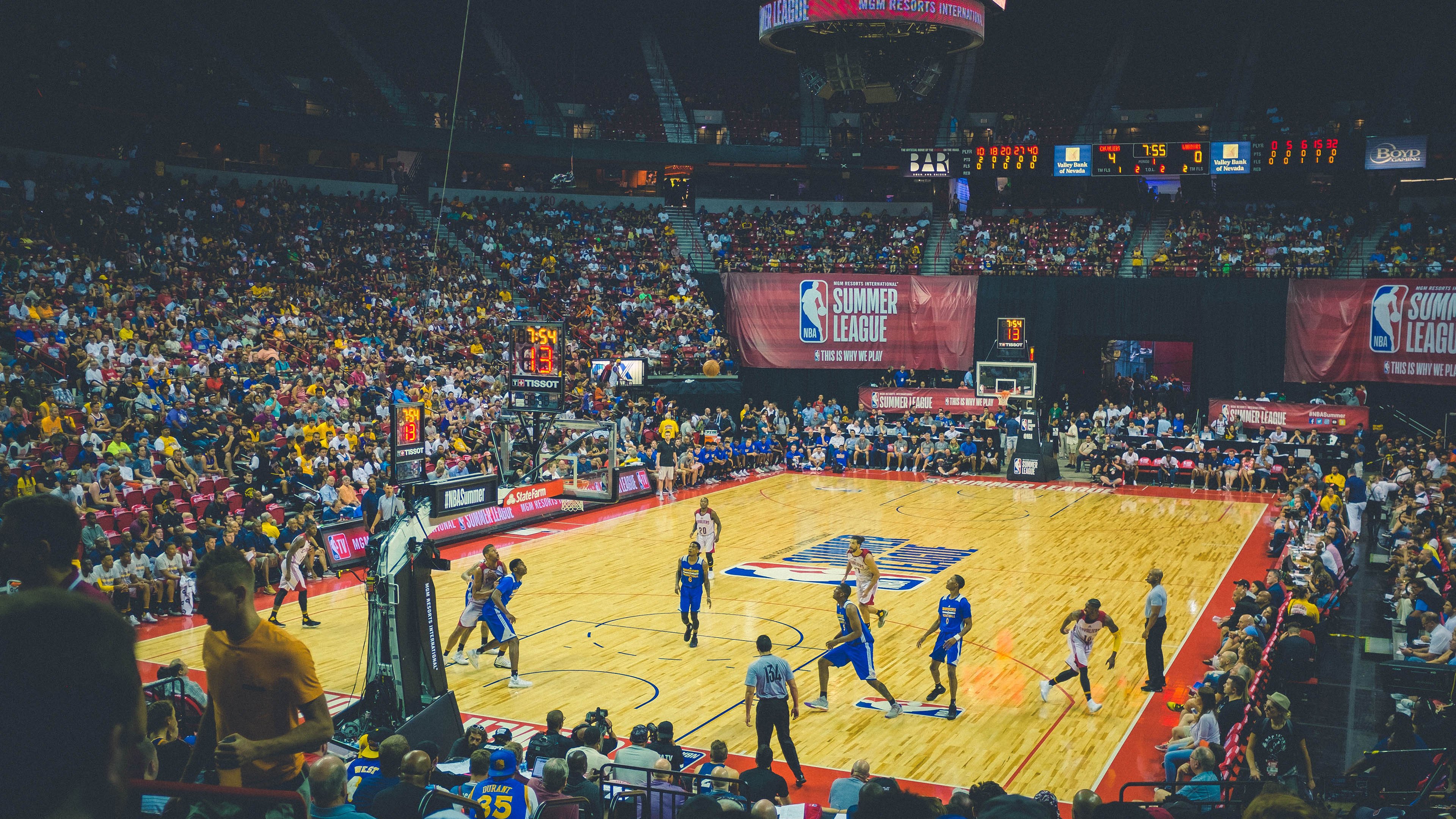 足球赛事票务销售火爆