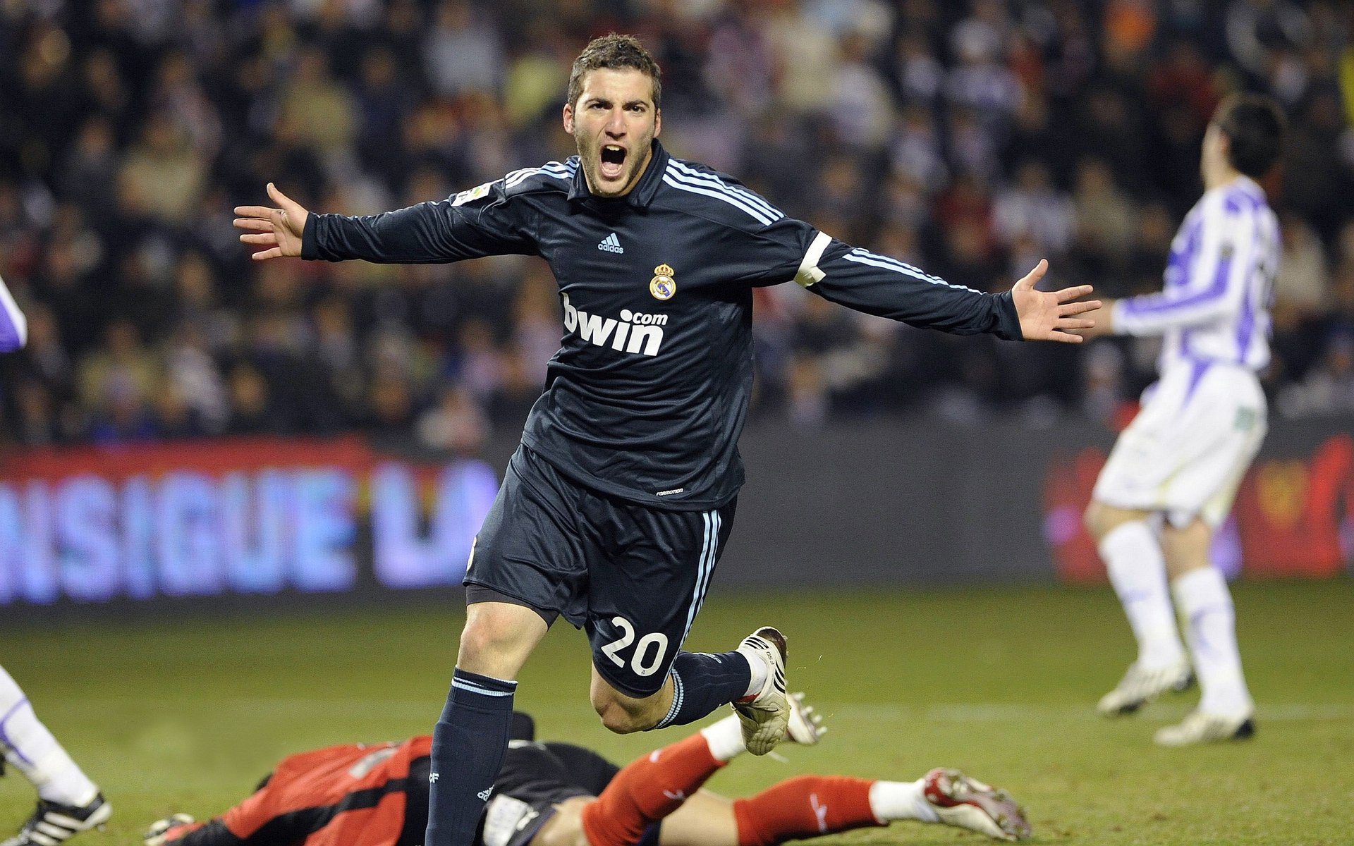 足球金靴奖竞争最新情况